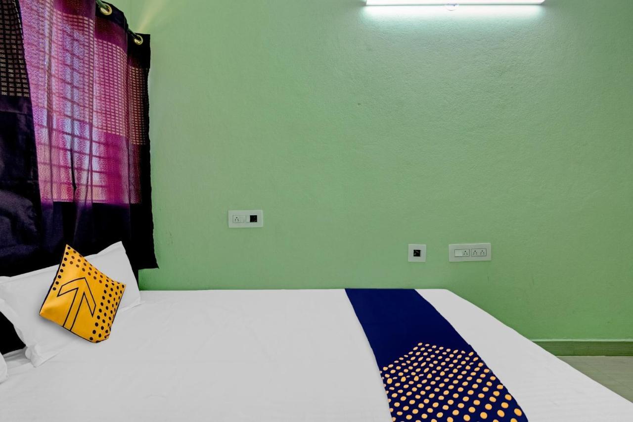 Hotel Spot On B R Comforts Krs Back Water Hosa Kannambādi Exterior foto